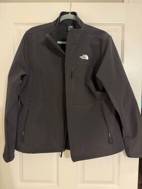 The North Face Black Women's Softshell Performance Jacket